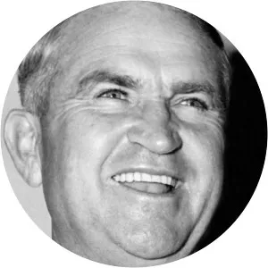 Edward F. Cline - American screenwriter