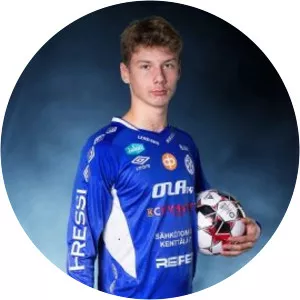 Eero Ylönen - Football player