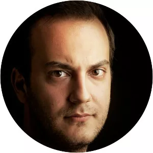 Efe Tuncer - Actor