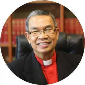 Efraim Tendero - Philippine editor