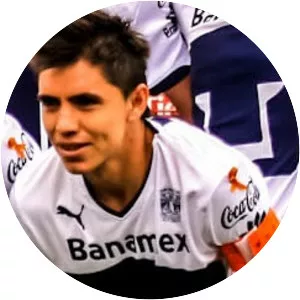 Efraín Velarde - Mexican football player