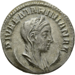 Egnatia Mariniana - Valerian's wife