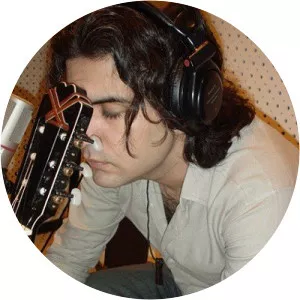 Eilya Monfared Musician - Singer