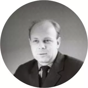 Einar Maasik - Writer