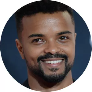 Eka Darville