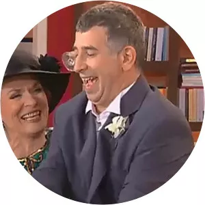 Ekpaidevontas ton BabiSince 2002