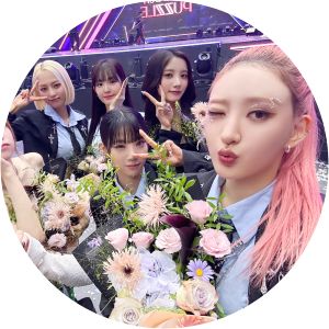 El7z Up - Supergroup