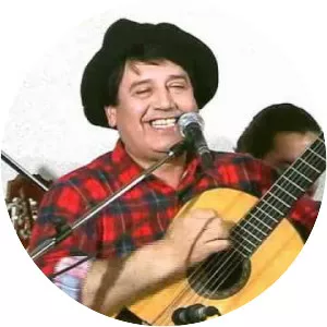 El Clavel - Musical artist
