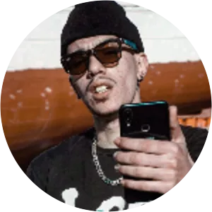 El H - Musical artist