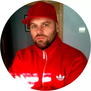 El Sr. Rojo Musician