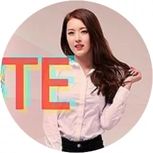 Ela8te - Musical group