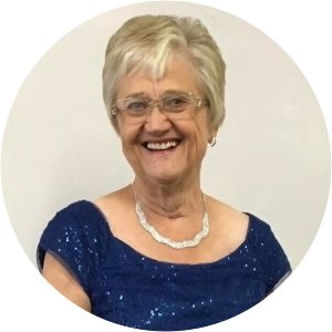 Elaine Helfer photograph