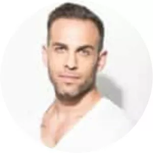 Elan Lea - Musical artist