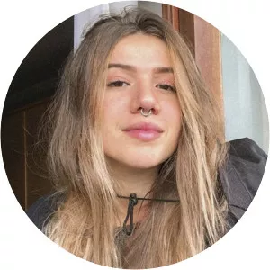 Elana Dara - Musical artist