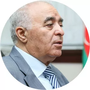 Eldar İbrahimov - Politician