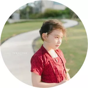 Eleeya Xaviera Sompie photograph