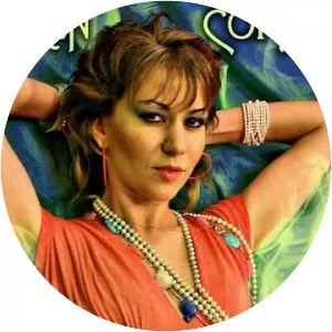 Elen Cora - Musical artist
