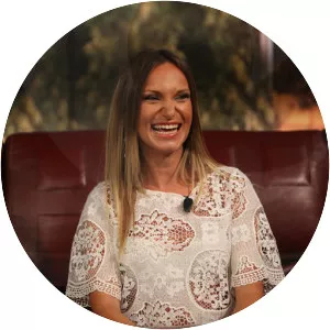 Елена Брусарска - Musical artist