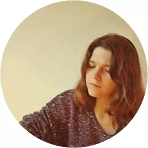 Elena Frolova - Russian singer-songwriter