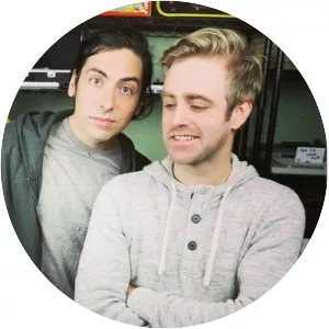 Eleventyseven - Pop band