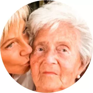 Eliana de la Fuente Honorato - Raquel Argandoña's mother