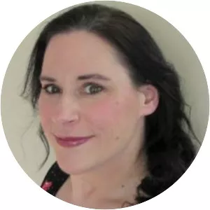 Elianne Adams - Author