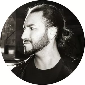 Elias Bravo - Musical artist