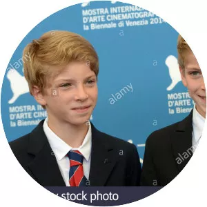 Elias Schwarz - Actor