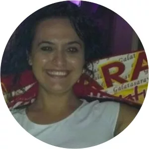 Elif Hakan photograph