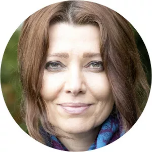 Elif Shafak - Novelist