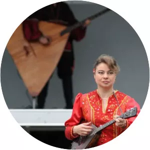 Elina Karokhina - Musician