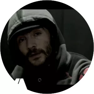 Elinel - Musical artist