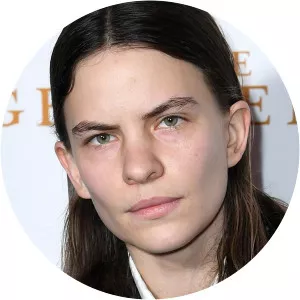 Eliot Sumner photograph