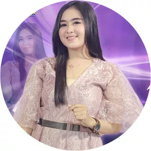 Elis Santika - Musical artist
