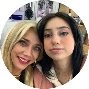 Elisa Fernanda Lira - Cynthia Klitbo's daughter