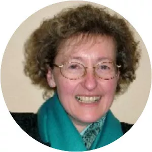 Elisabeth Arweck - Author