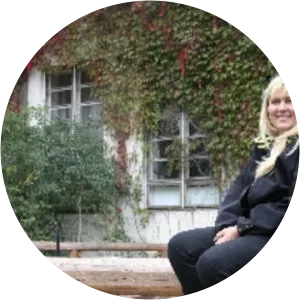 Elise Langenoja - Finnish actor