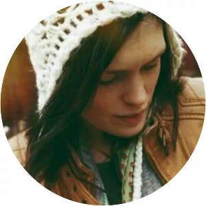 Elise Stella - Actor