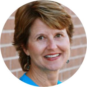 Elizabeth Arnot photograph