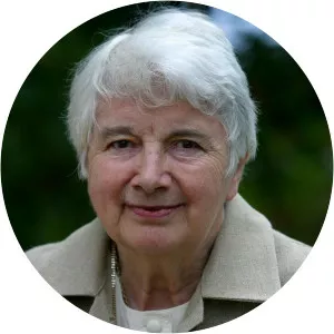 Elizabeth Blackadder