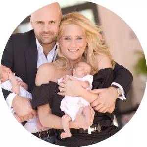 Elizabeth Jaden Anzolin photograph