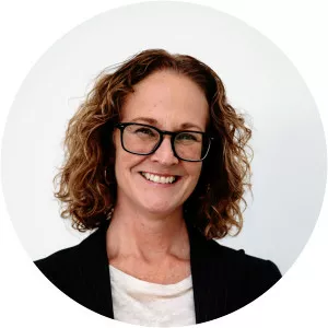 Elizabeth L. Hartland