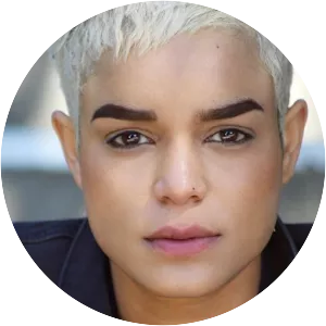 Elizabeth Ludlow - American actress