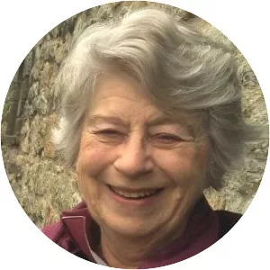 Elizabeth Mackinlay photograph