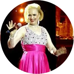 Elizabeth Moisés Musician