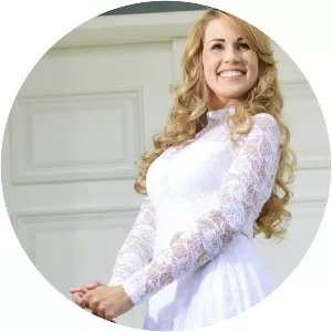 Elizângela Paula - Musical artist