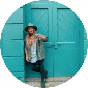 ELKAE - Musical artist