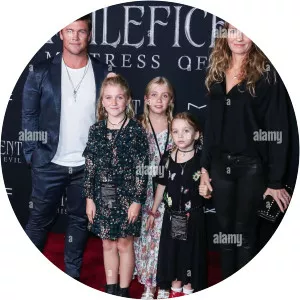 Ella Hemsworth photograph