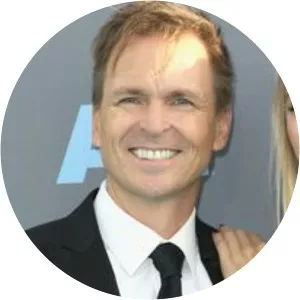 Elle Keoghan photograph