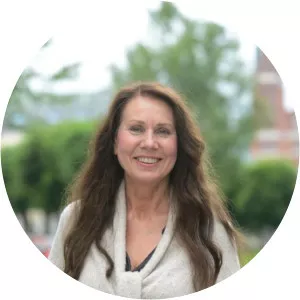 Ellen Elisabeth Alstad